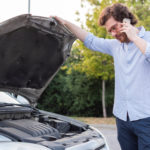 Saul calling Hyundai customer care after his car's engine breakdown